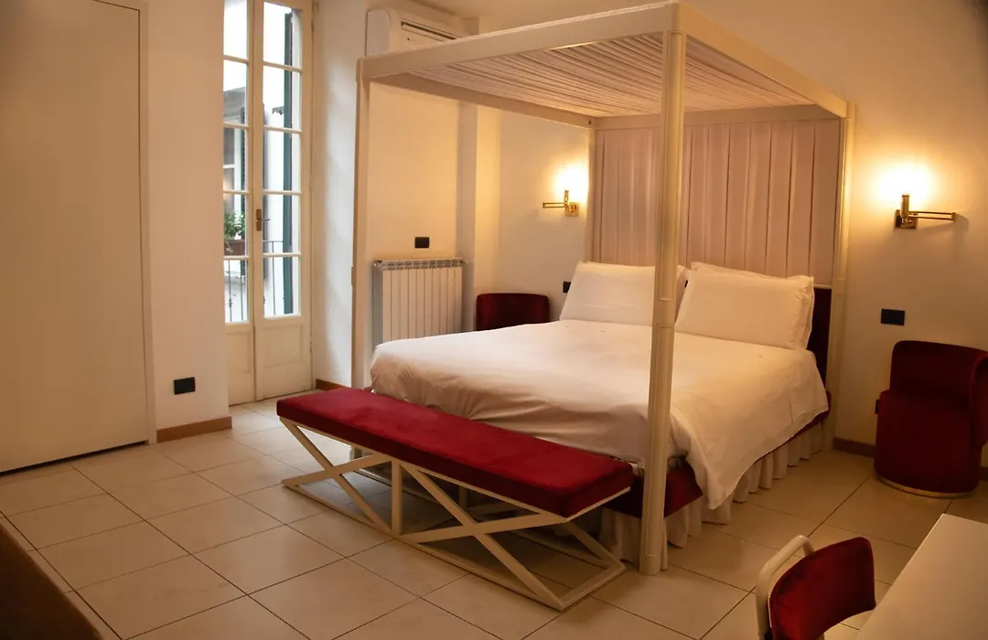 Hotel Suisse-1